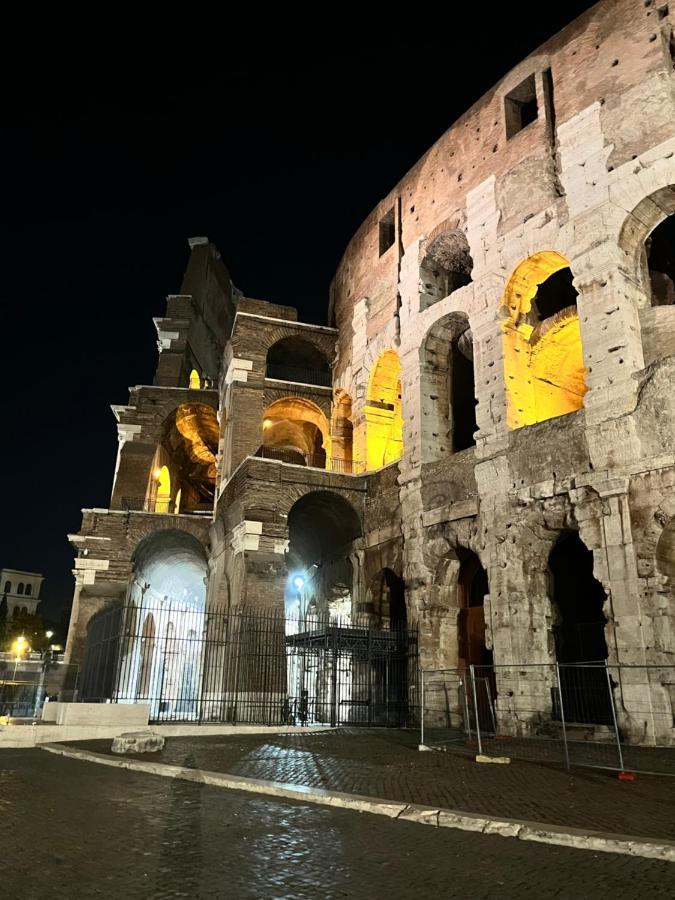 Gladiatorooms Rome - Colosseo ภายนอก รูปภาพ